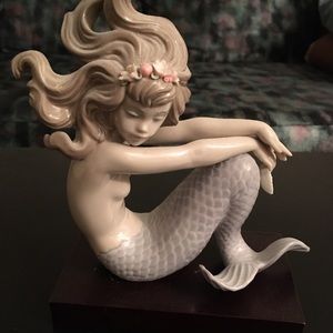 Lladro, mermaid with pearl